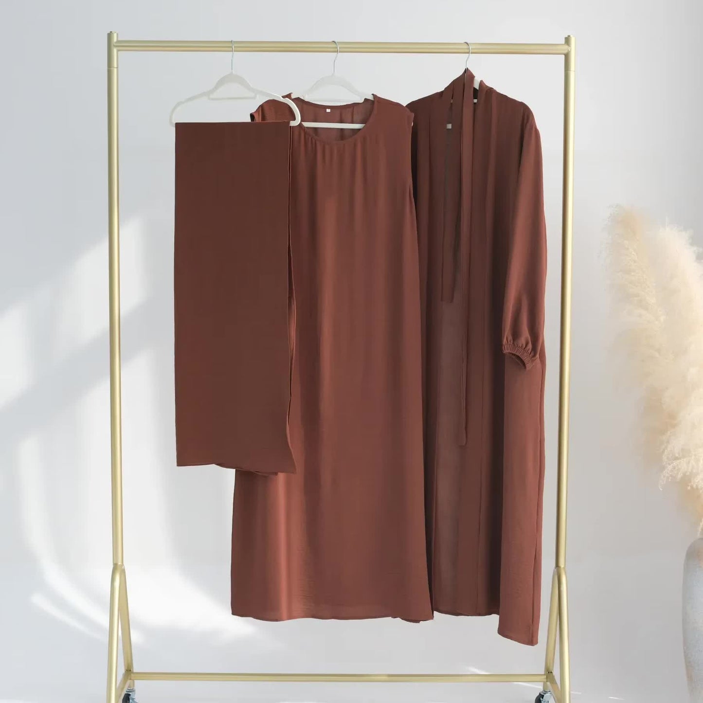 ✨ Abaya Kimono 2 Pièces + Hijab – Élégance et Polyvalence au Quotidien ✨