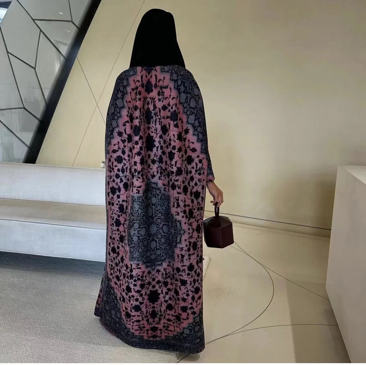 Abaya Kimono Dégradé – Élégance et Modernité au Féminin